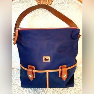 DOONEY EUC Navy Nylon and Leather Shoulder Bag- EUC and Vintage